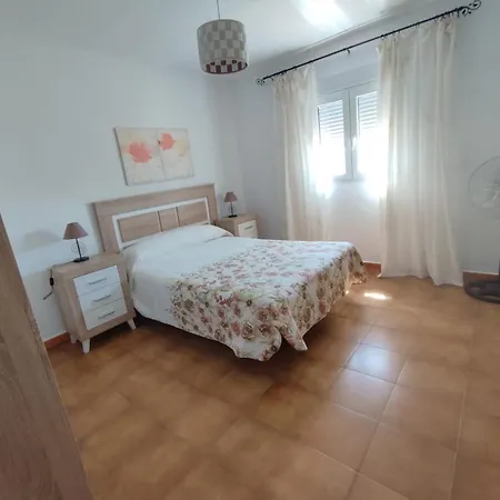 El Laurel Con Piscina Privada Casa di campagna *